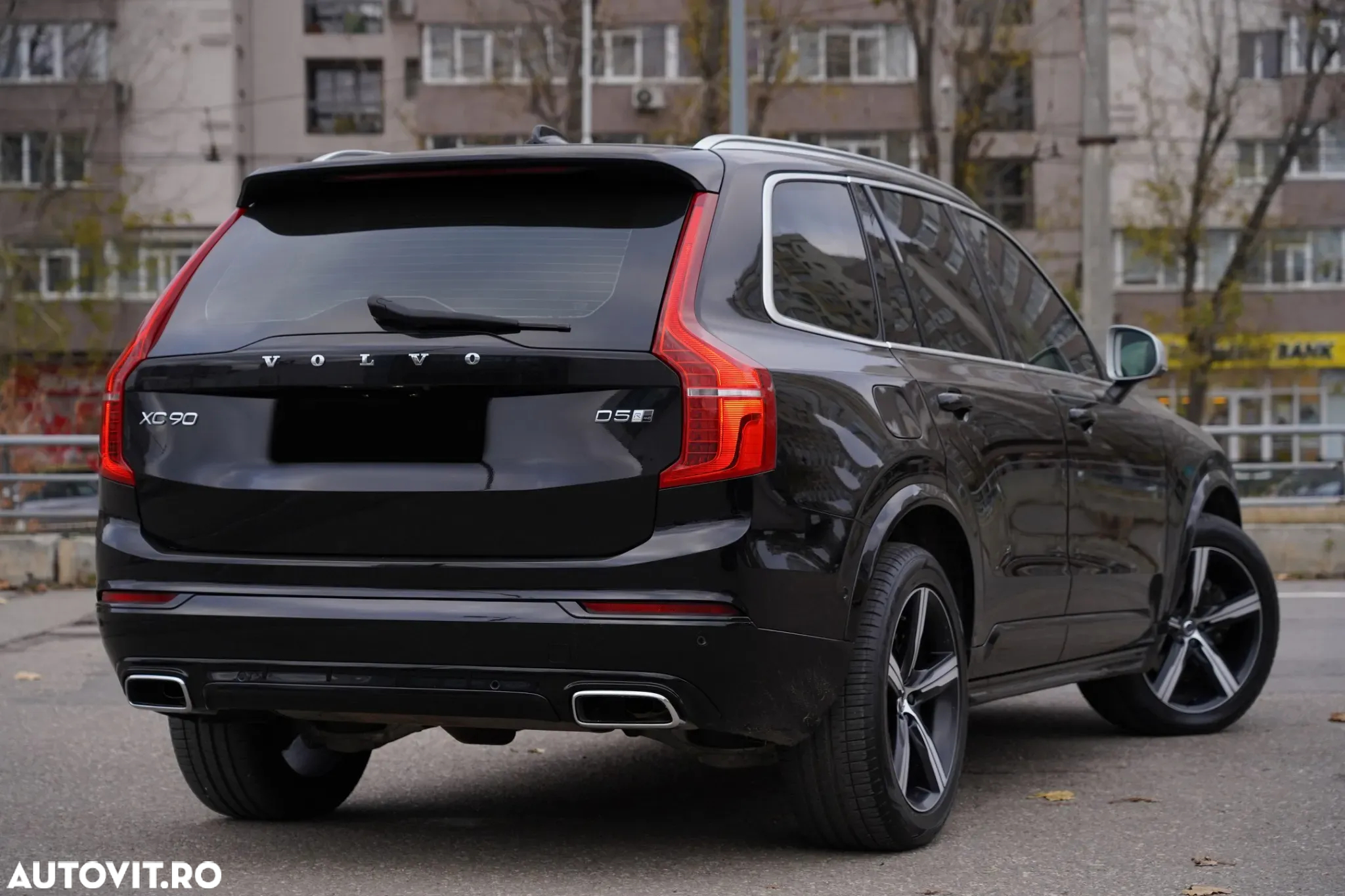 Volvo XC 90 - 11