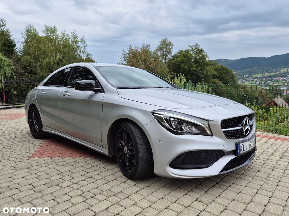 Mercedes-Benz CLA 180 7G-DCT AMG Line - 14