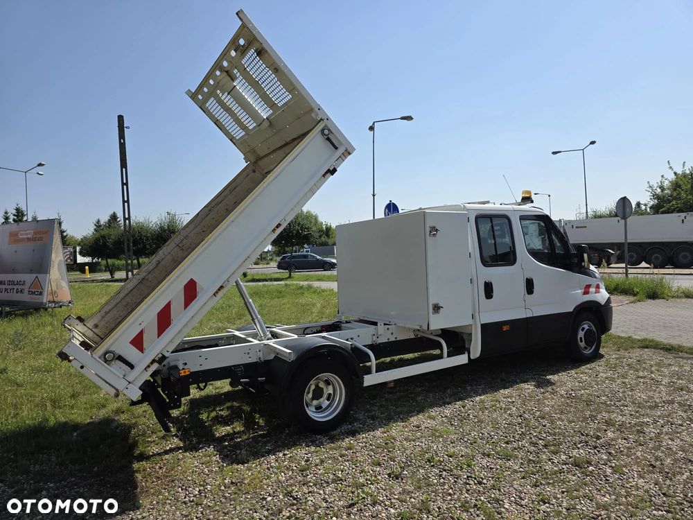 Iveco Wywrotka 7-Osobowa - 9
