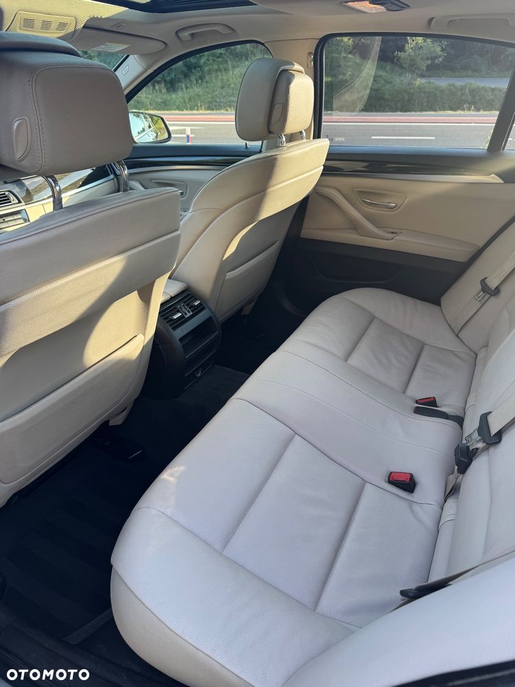 BMW Seria 5 - 12