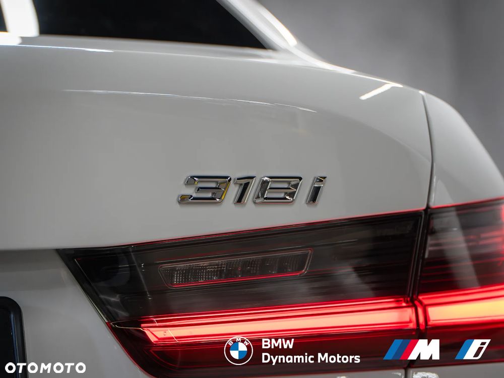 BMW Seria 3 318i - 13