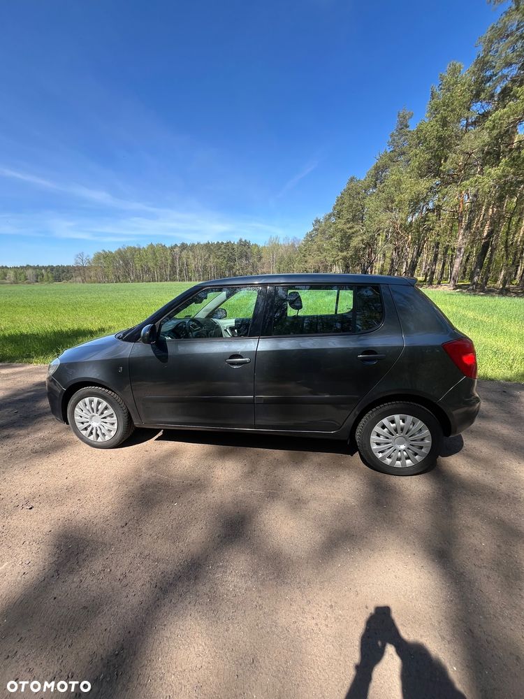 Skoda Fabia - 4