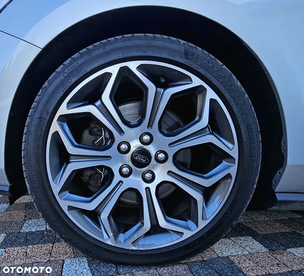 Ford Focus 2.0 EcoBlue Start-Stopp-System TITANIUM - 15