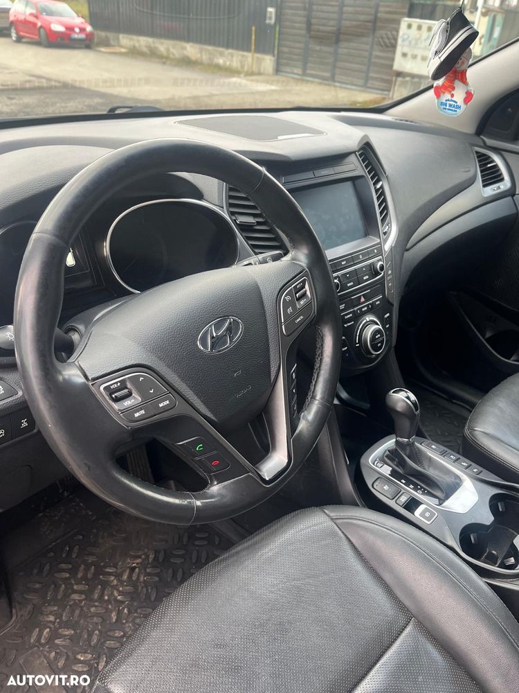 Hyundai Santa Fe - 5