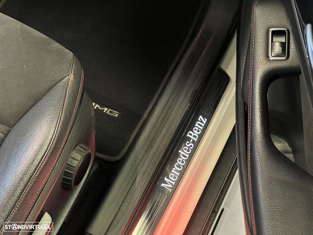 Mercedes-Benz GLA 200 d AMG Line - 11