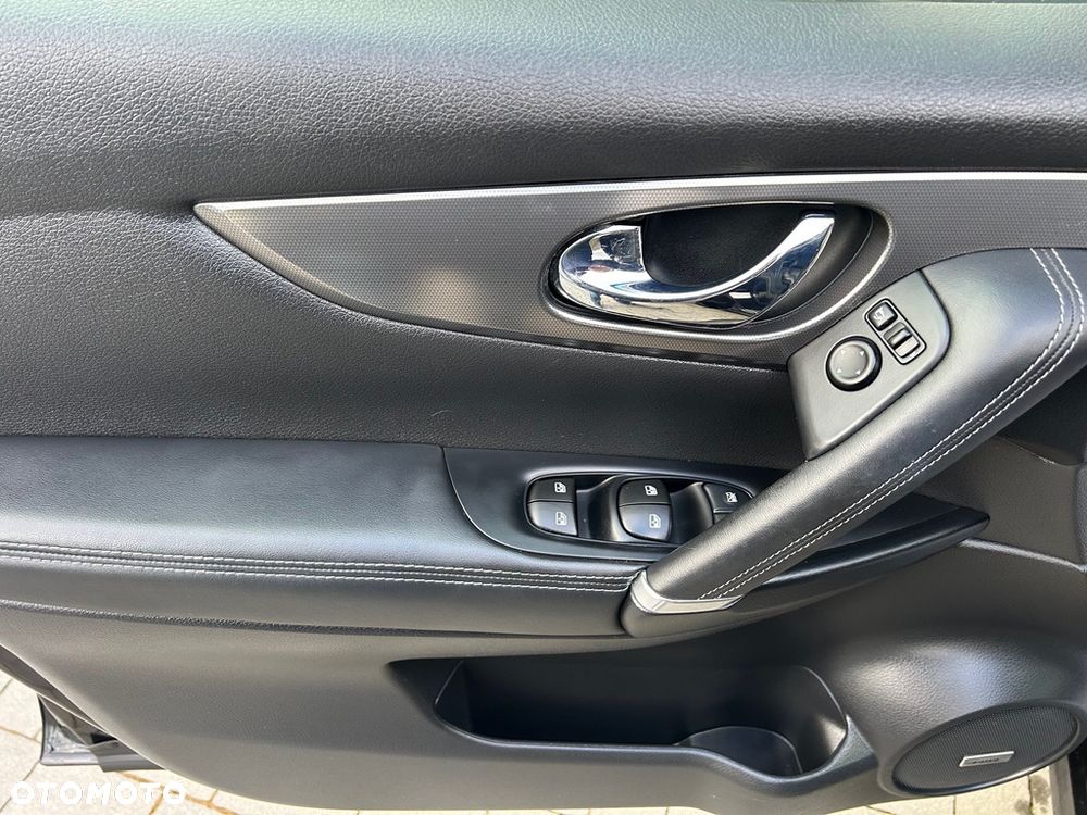 Nissan Qashqai 1.6 DIG-T Tekna+ - 33