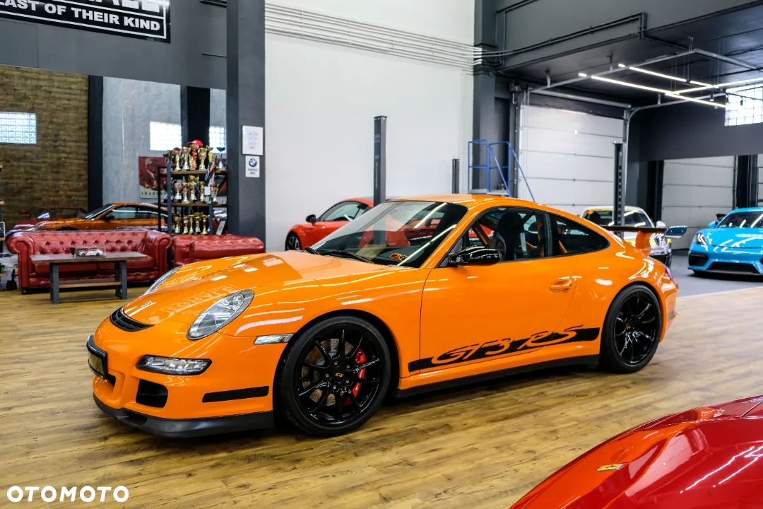 Porsche 911 GT3 RS - 1