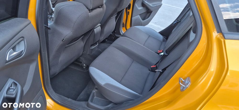 Ford Focus 2.0 EcoBoost ST mit Leder-Exclusiv-Paket - 12