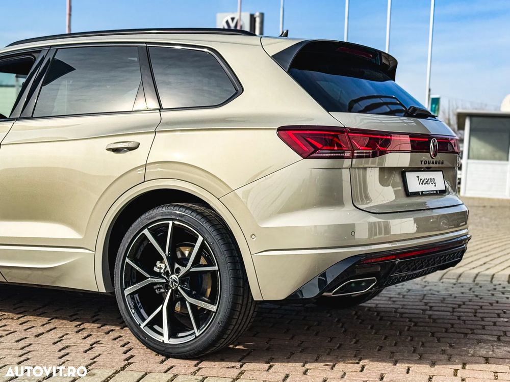 Volkswagen Touareg V6 TDI 4MOTION R-Line - 29