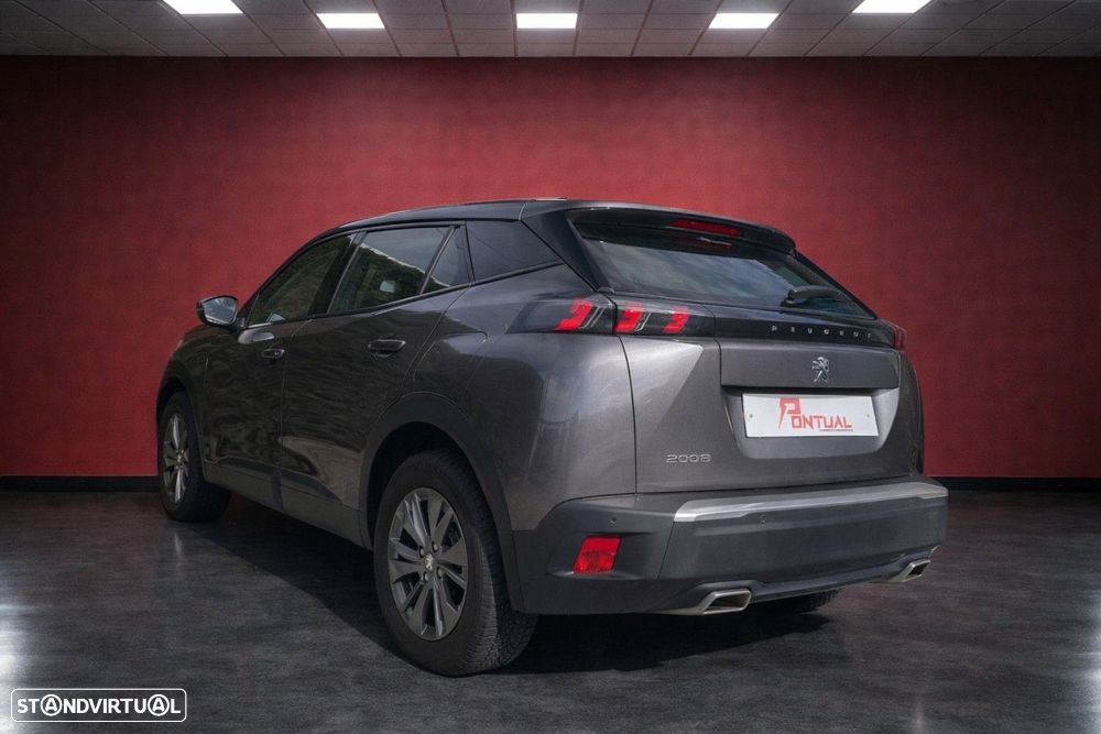 Peugeot 2008 1.2 PureTech Active Pack EAT8 - 4