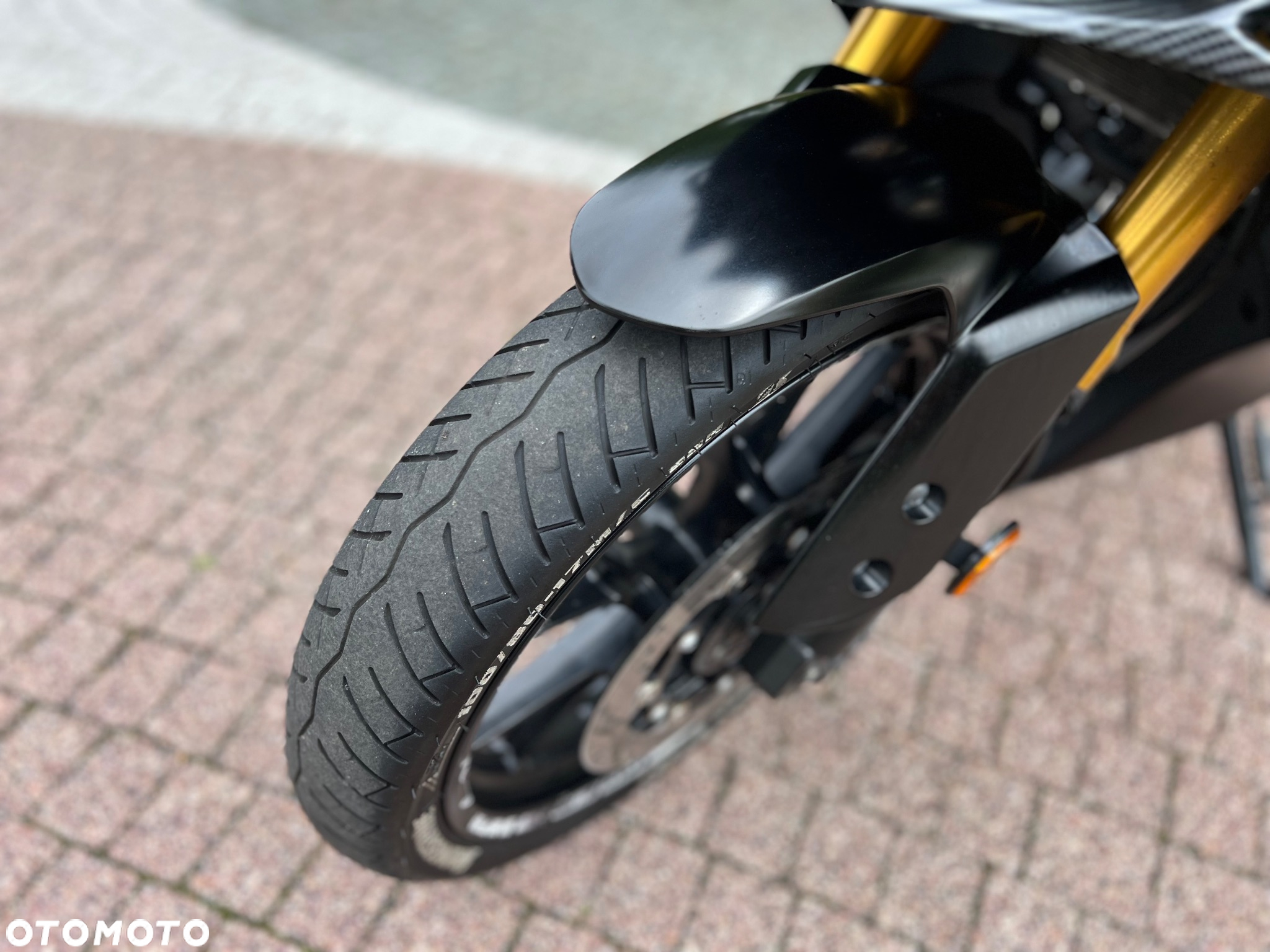 Yamaha YZF - 27