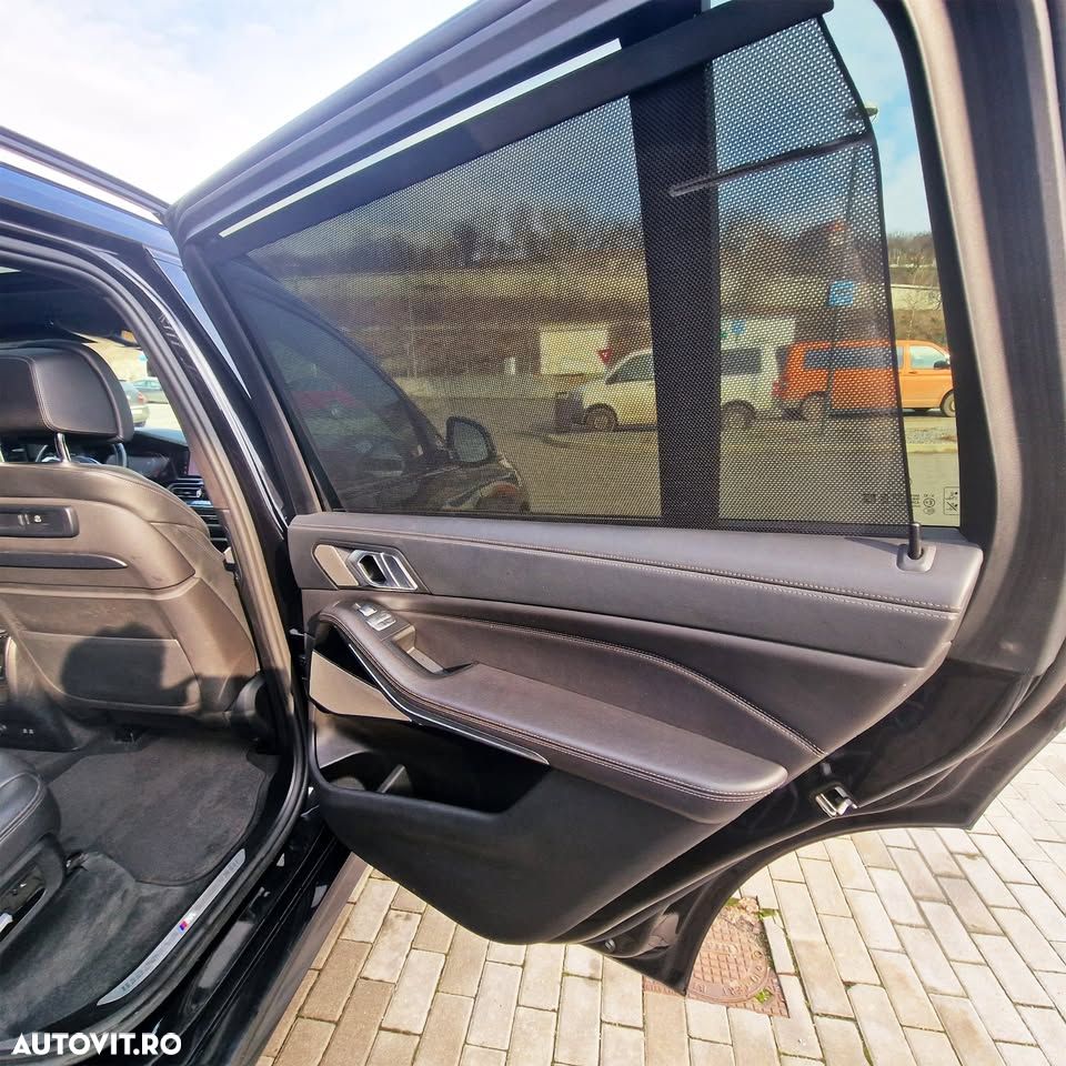 BMW X7 - 18