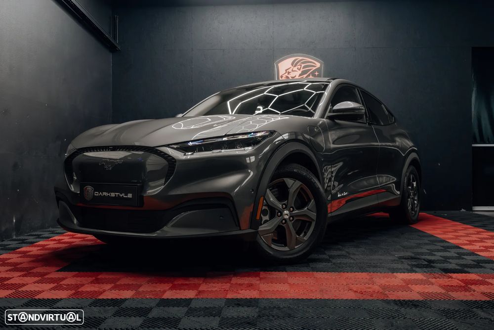 Ford Mustang Mach-E Standard - 3