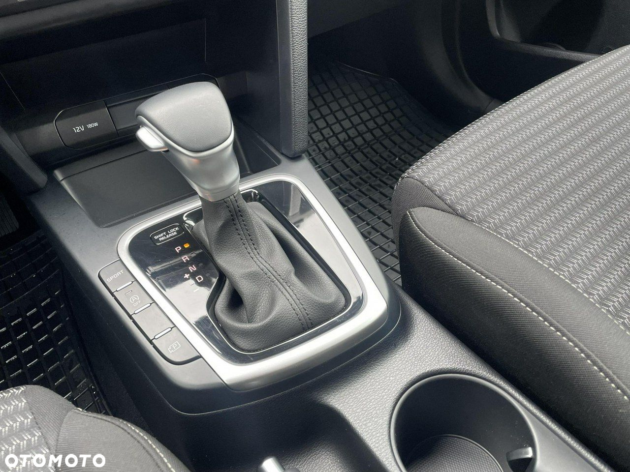Kia Ceed - 15