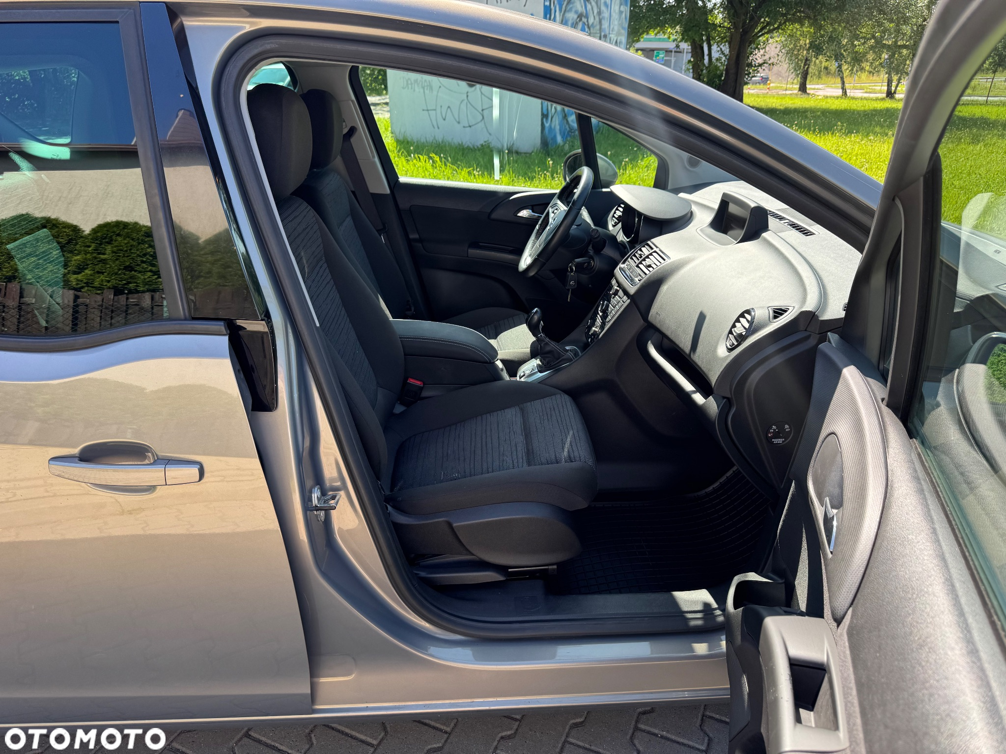 Opel Meriva 1.4 T Cosmo S&S - 16