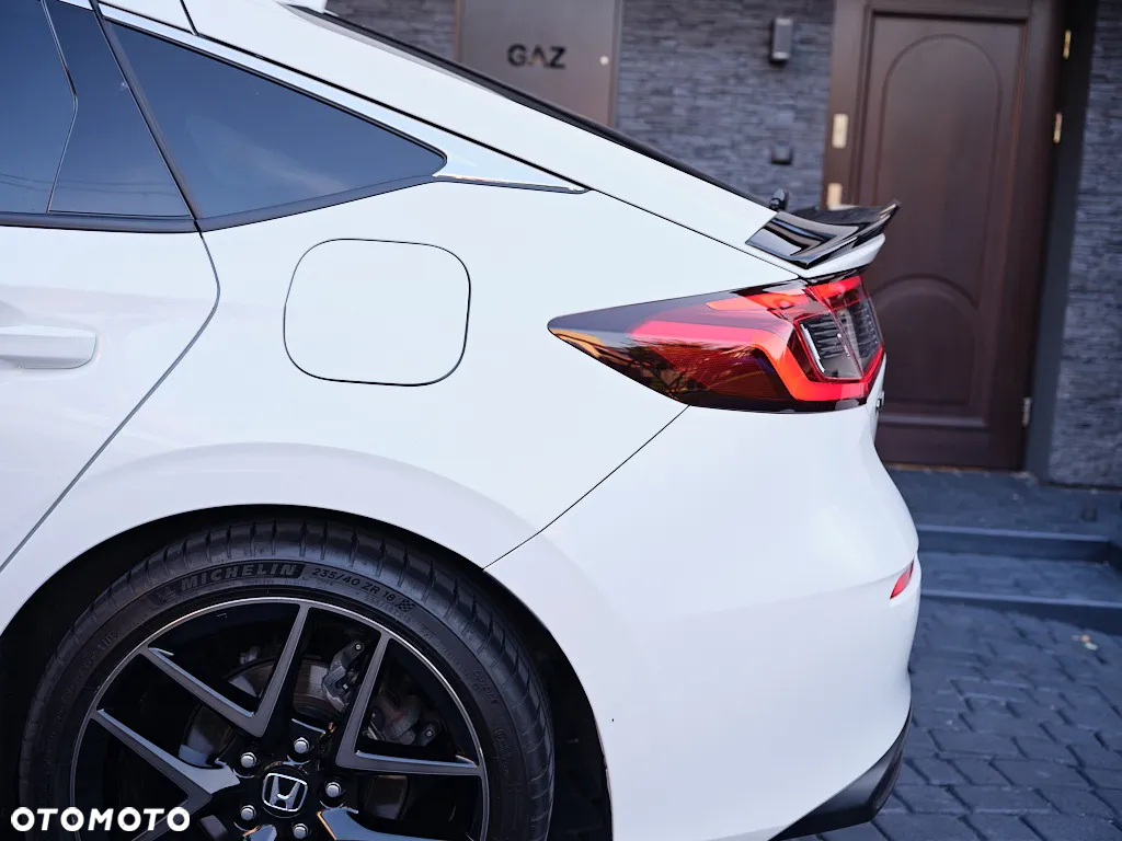 Honda Civic 2.0 i-MMD Advance BSI CVT - 15