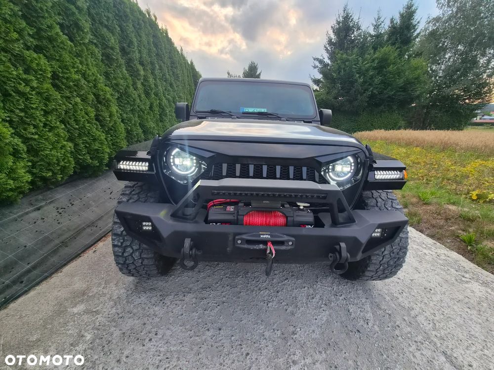 Jeep Wrangler Unlimited 3.6 Automatik Sahara - 21