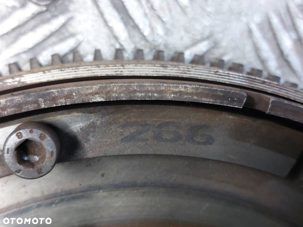 KOŁO DWUMASOWE AUDI A4 B5 PASSAT B5 1.6 8V 058105266 - 5