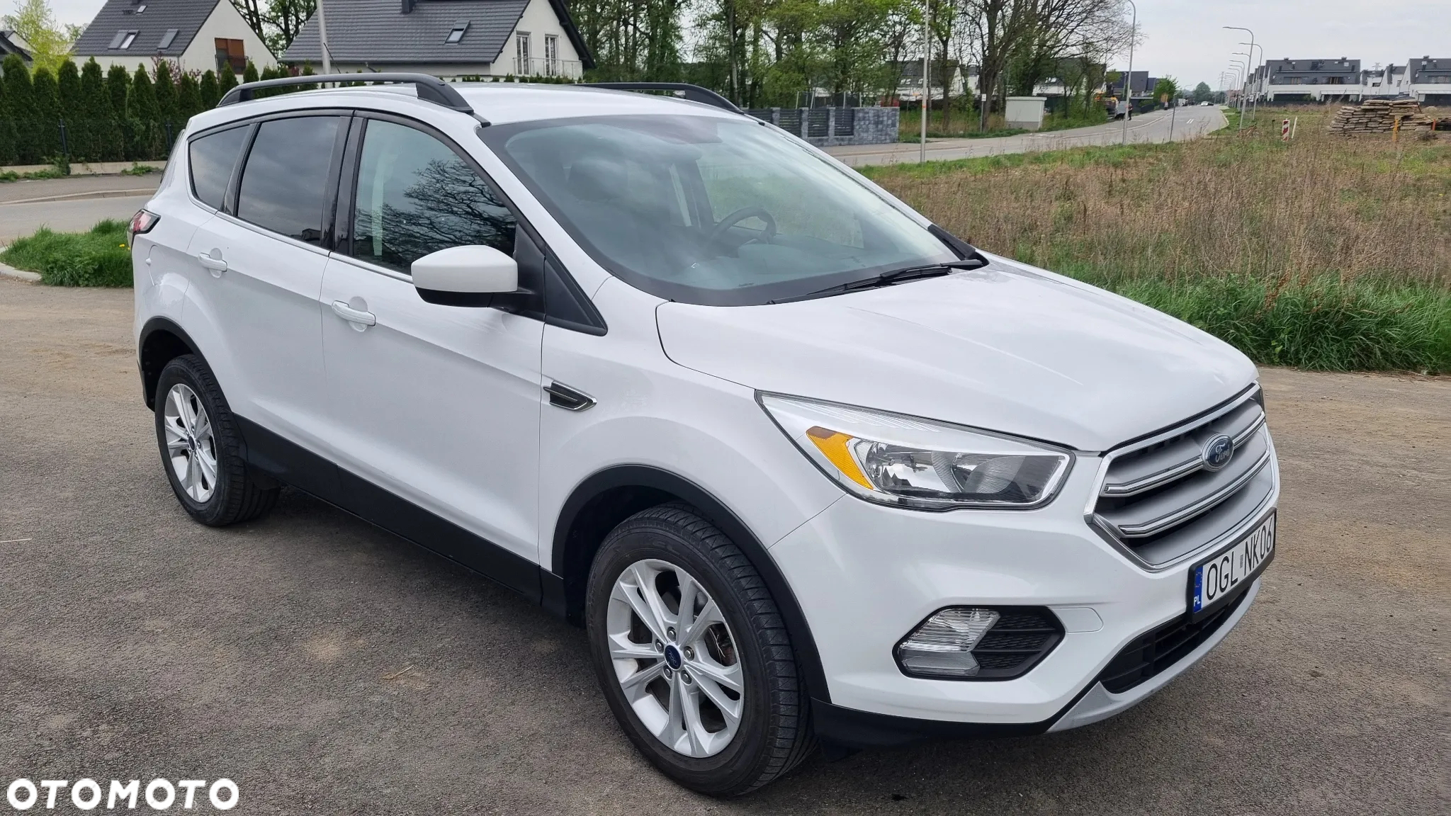 Ford Kuga - 3
