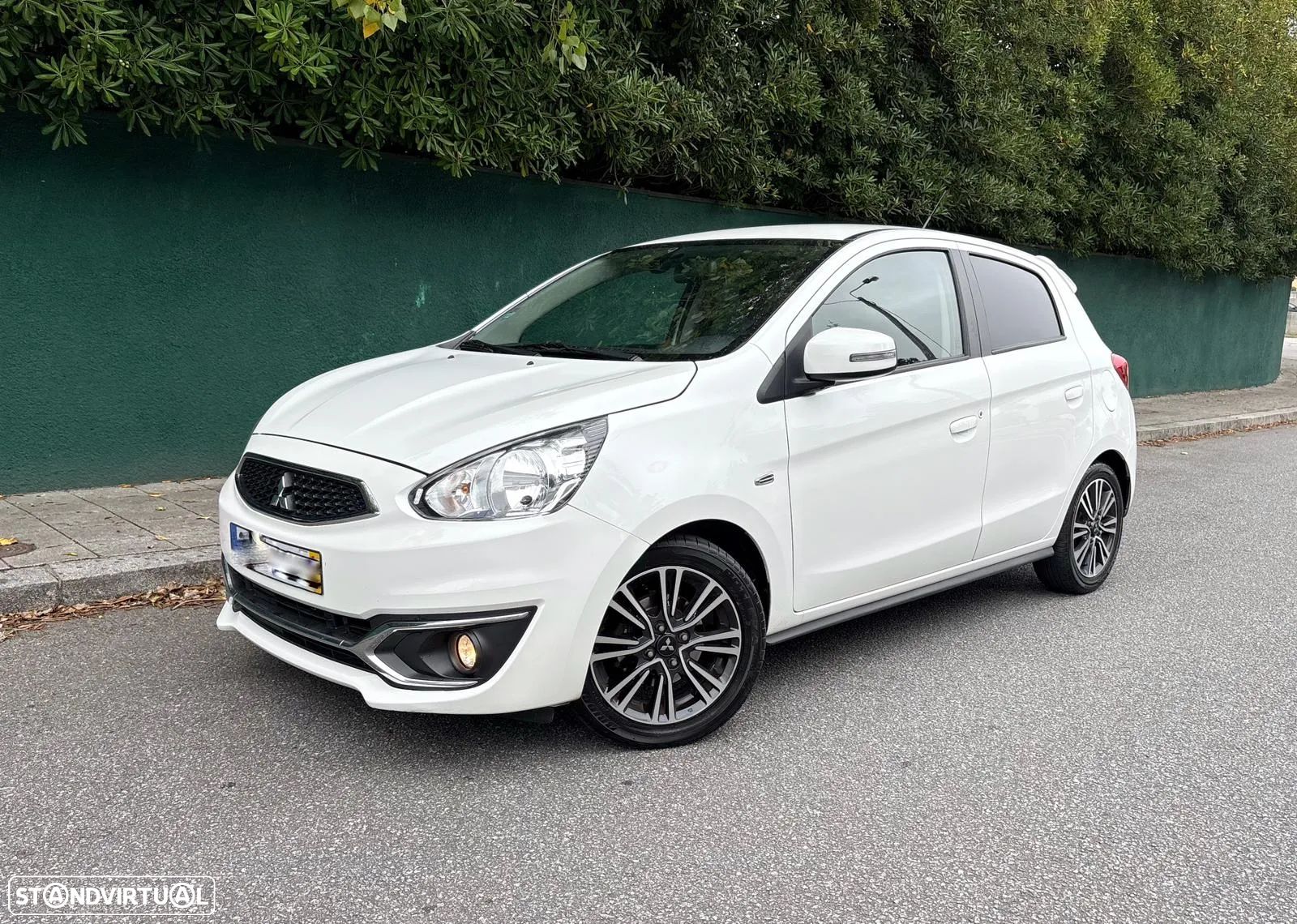 Mitsubishi Space Star 1.2 Intense - 1