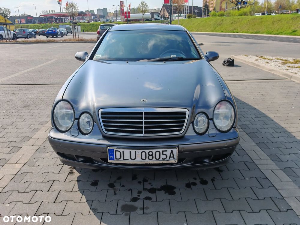 Mercedes-Benz CLK - 2