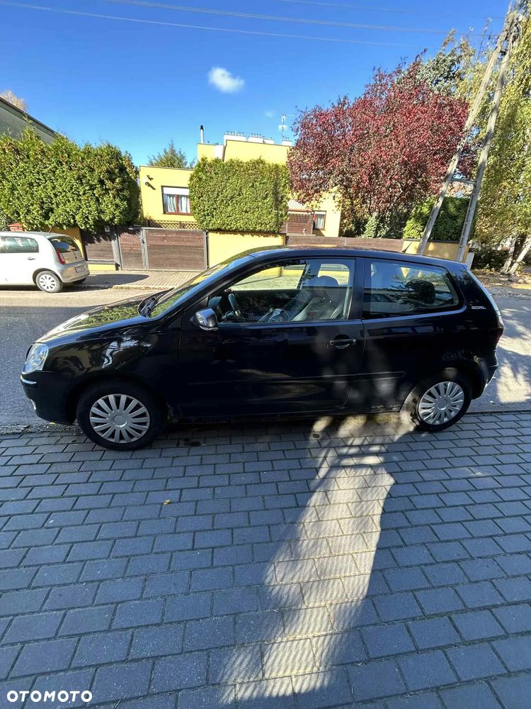Volkswagen Polo - 2