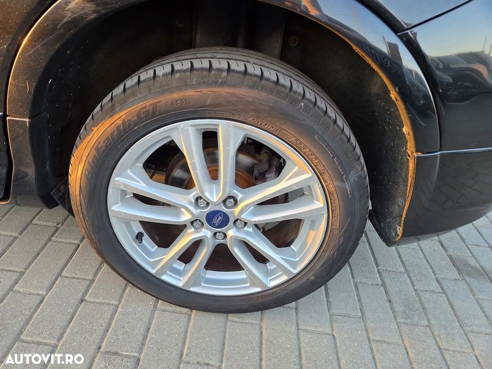 FORD Kuga 2014 — imagine 10