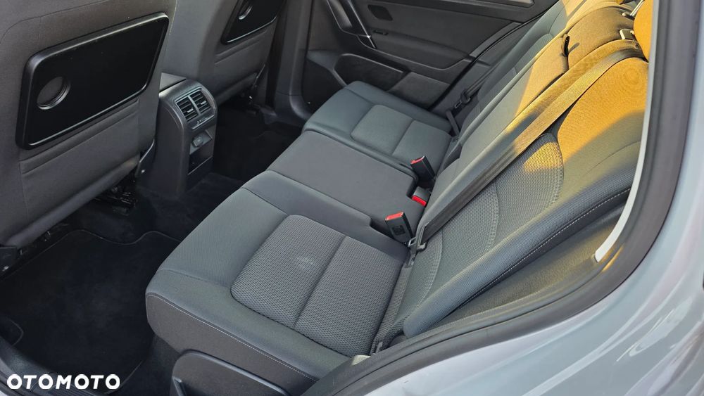 Volkswagen Golf Sportsvan 1.5 TSI ACT OPF Highline - 12