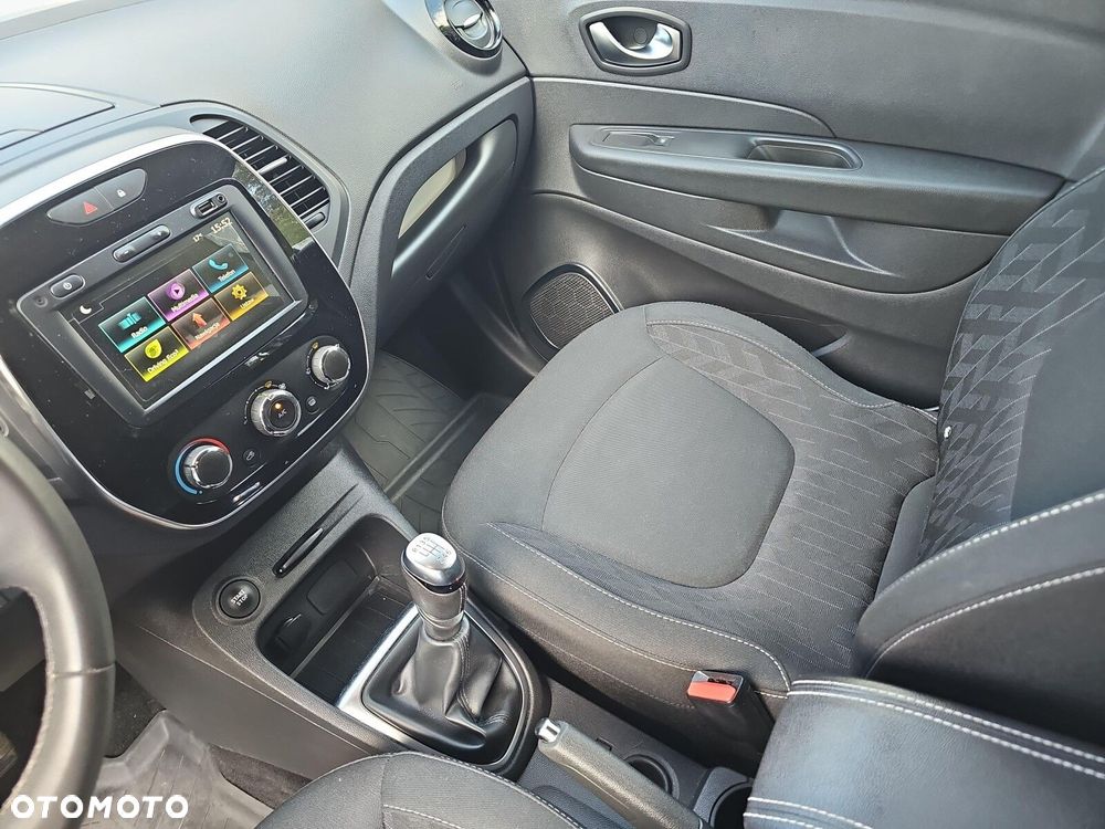 Renault Captur - 19