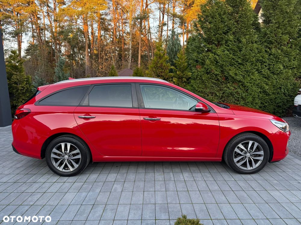 Hyundai i30 Kombi 1.6 CRDI Style - 4