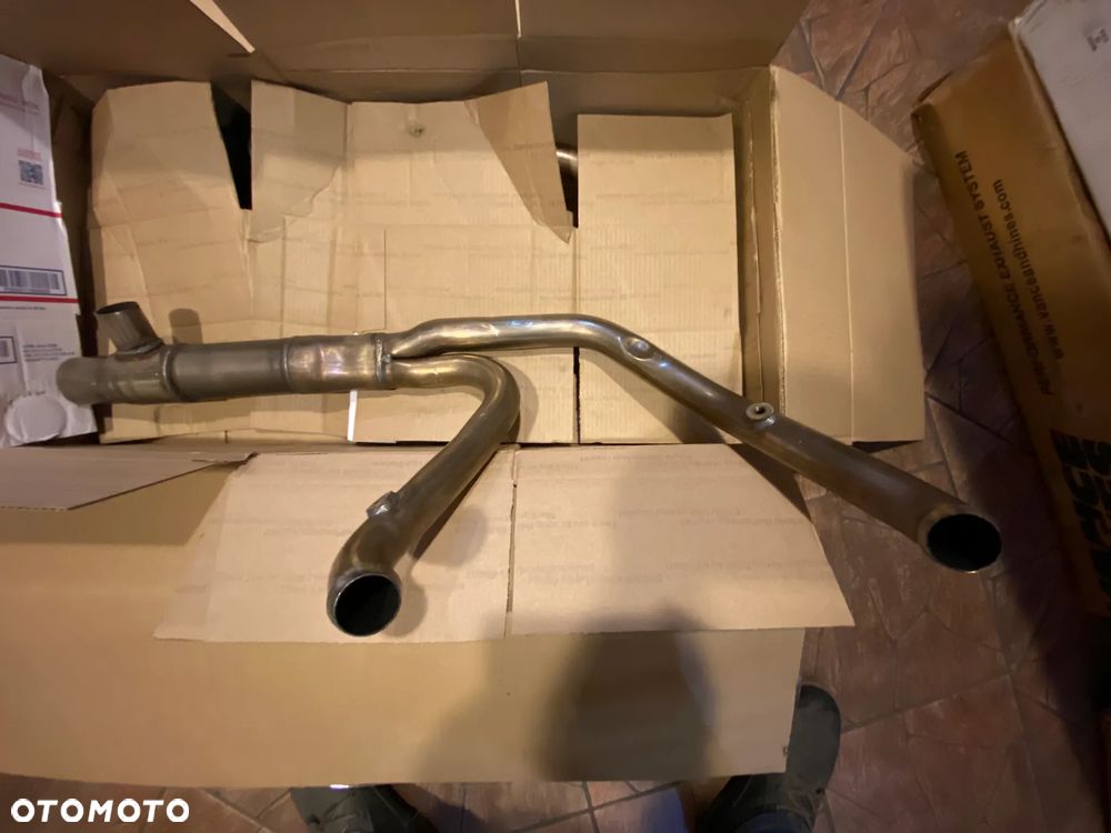 KOLEKTOR WYDECHOWY HD TOURING M8 17- - 6