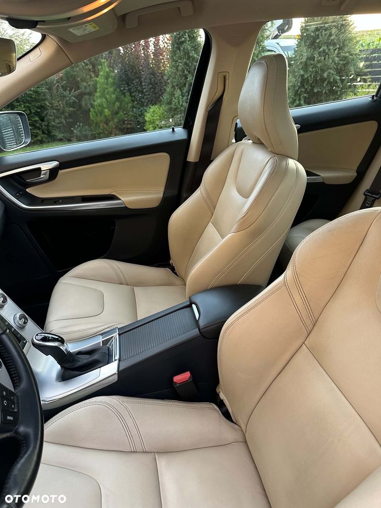 Volvo XC 60 D4 Drive-E Summum - 9