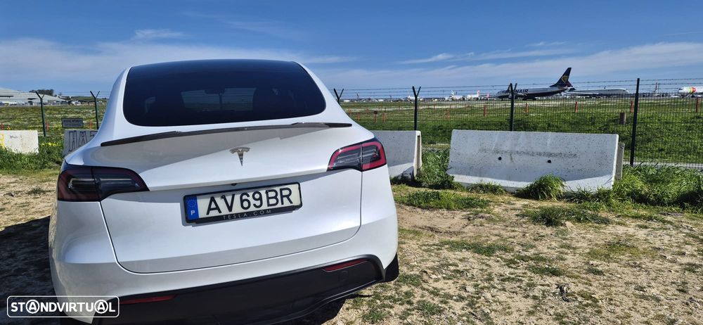 Tesla Model Y Tração Traseira - 4