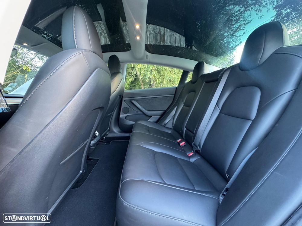 Tesla Model 3 - 26