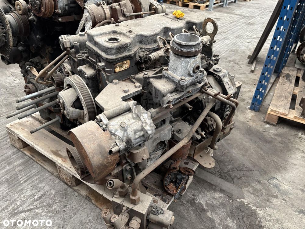 Case F4CE9684K*J606 F4CE9684K  87533639 Silnik CZĘŚCI 4896382 - 1