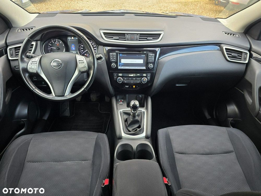 Nissan Qashqai 1.6 DIG-T N-Connecta - 8