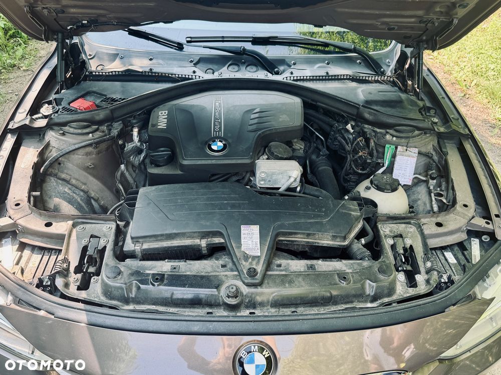 BMW Seria 3 - 16