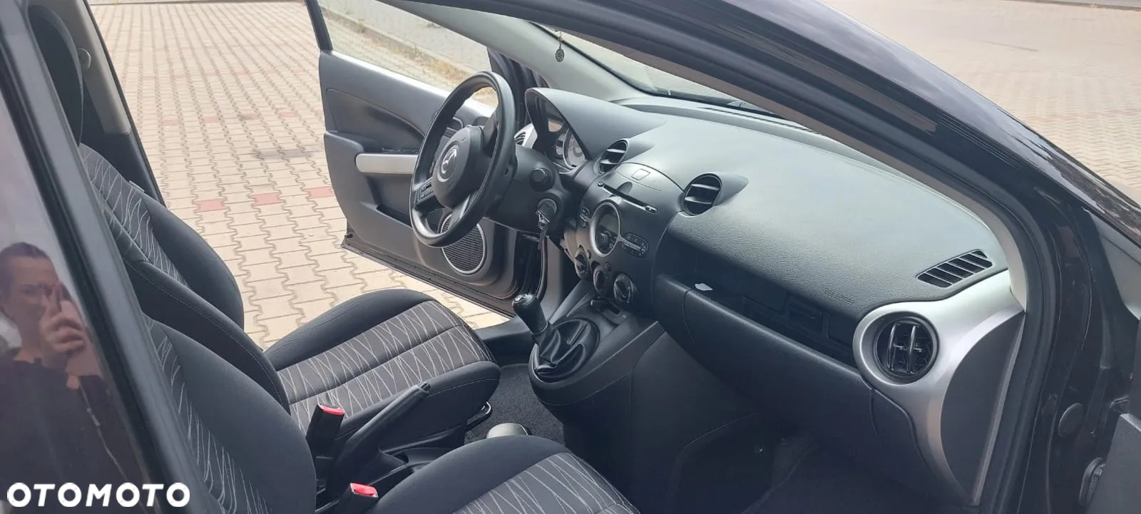 Mazda 2 1.3 MZR Active - 8