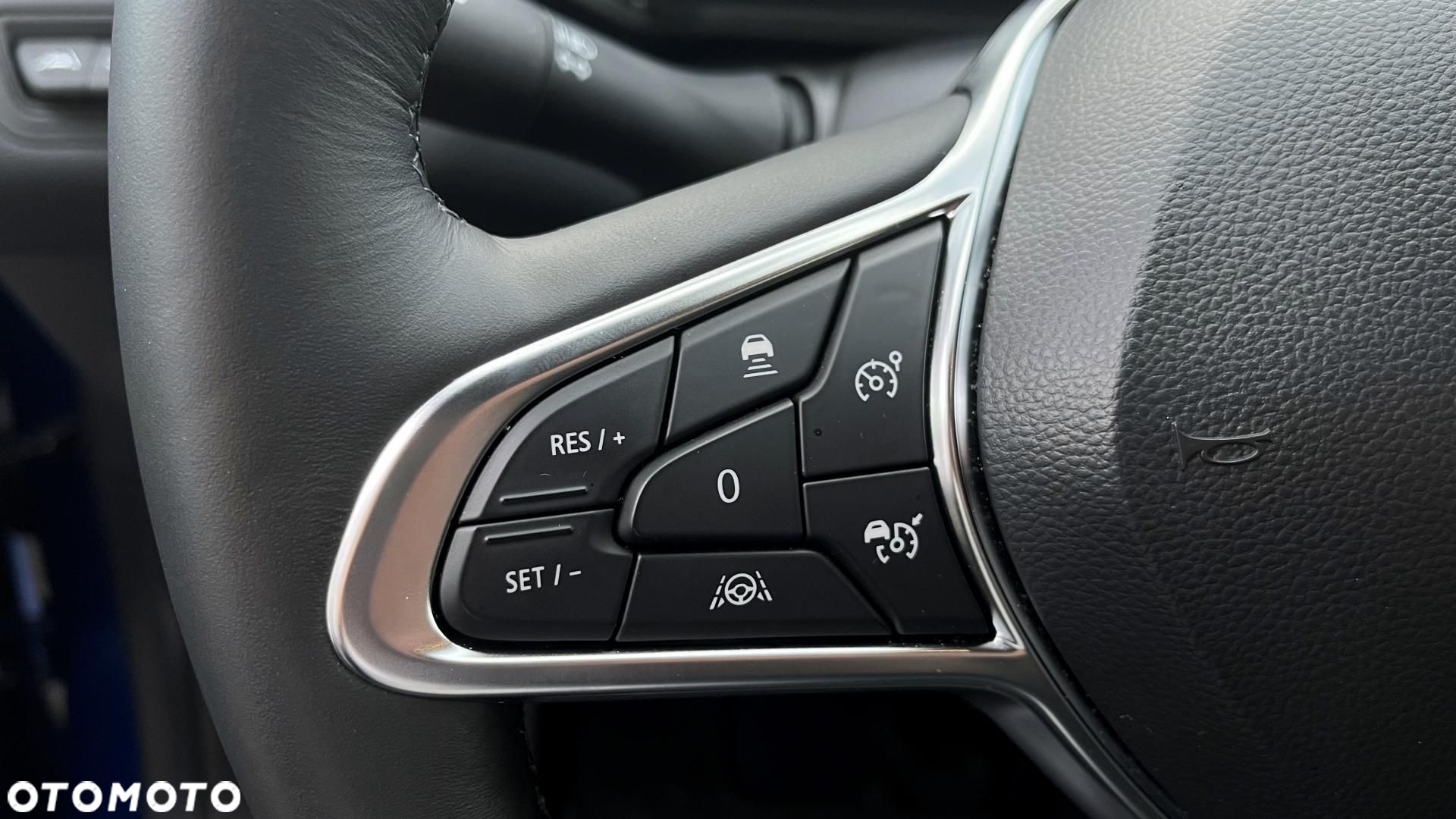 Renault Captur - 13