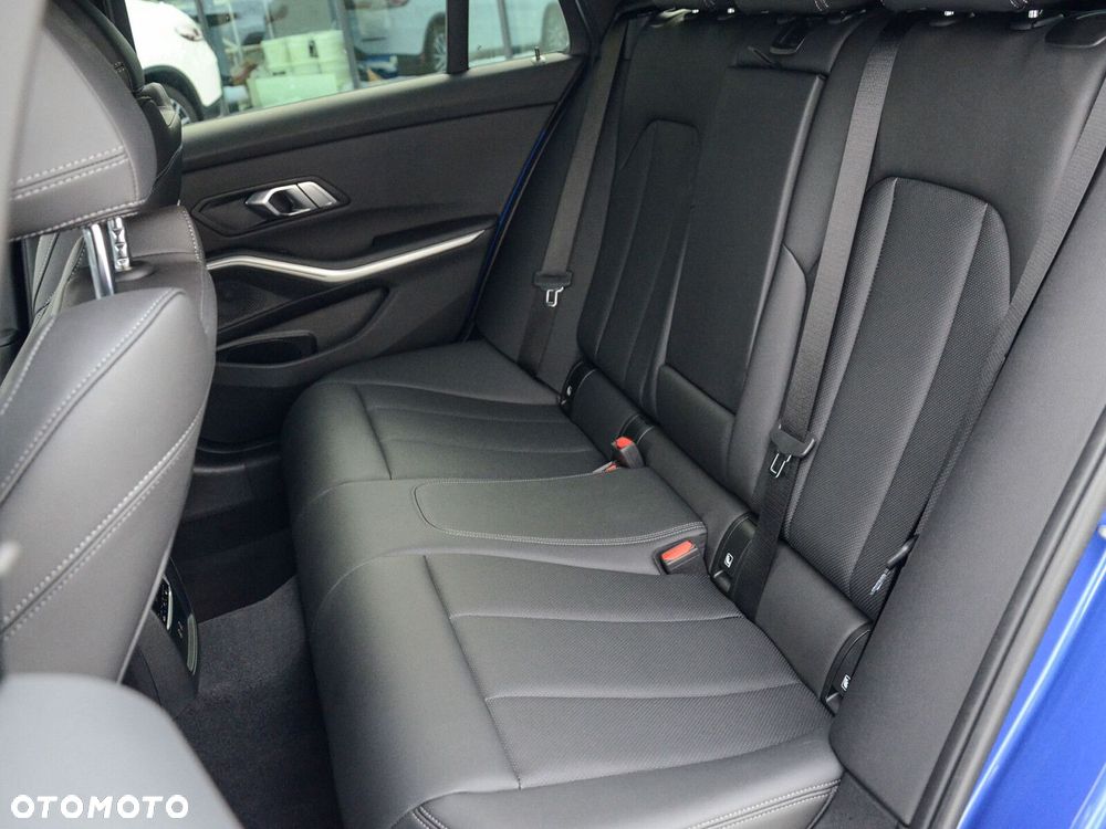 BMW Seria 3 M340d xDrive - 35