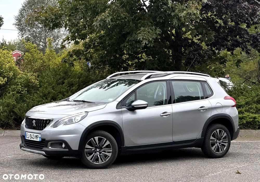 Peugeot 2008 1.2 Pure Tech GPF Allure S&S - 13