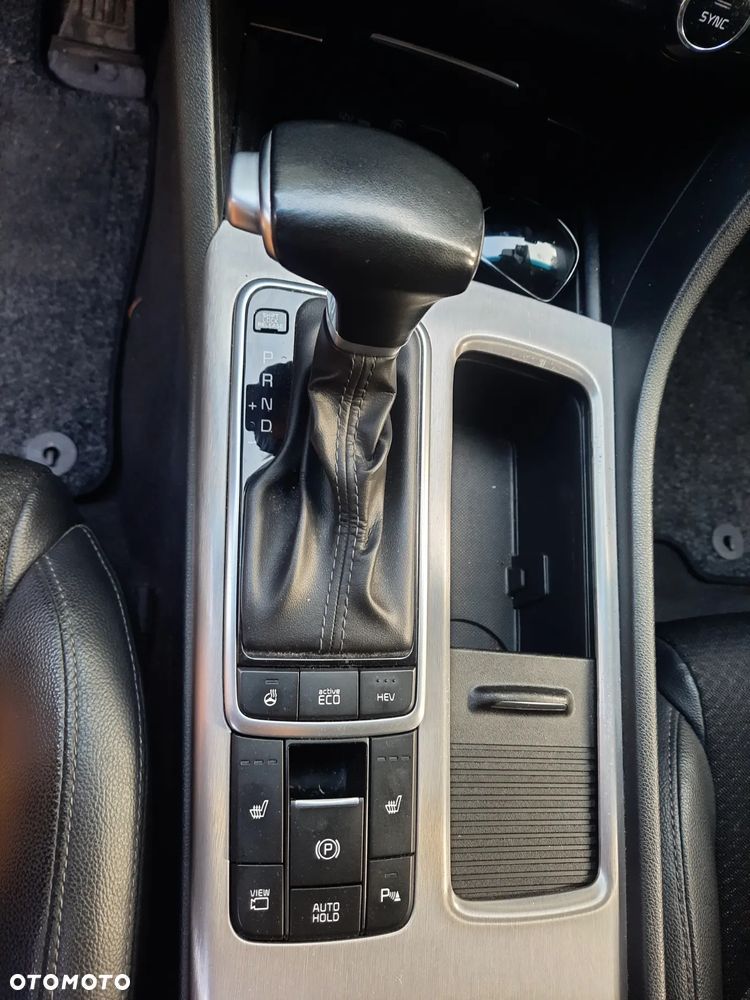 Kia Optima Sportagon 2.0 GDI Spirit - 14