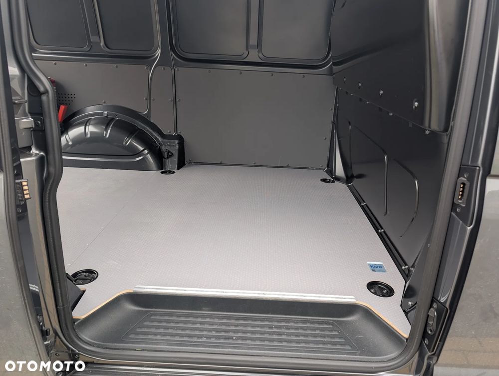Volkswagen Transporter - 21