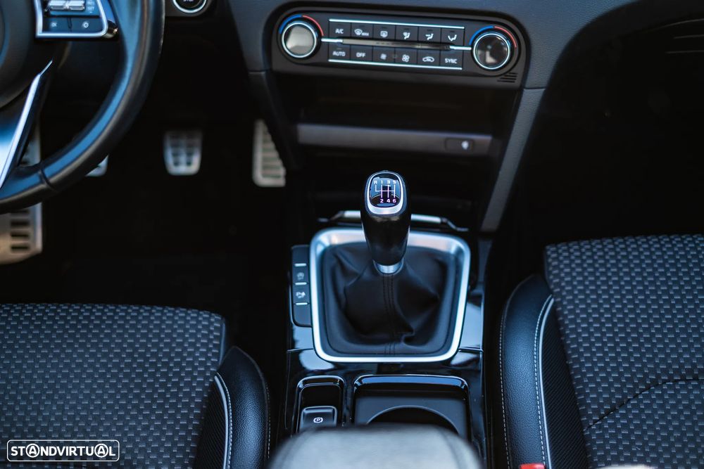 Kia Ceed 1.6 CRDi GT Line - 15