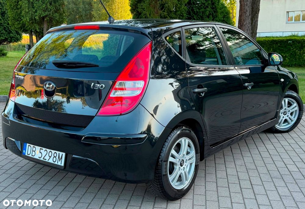 Hyundai i30 1.4 FIFA WM Edition - 15