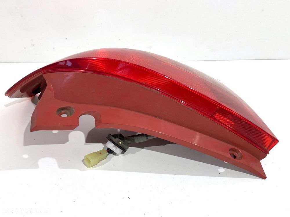 LAMPA PRAWY TYŁ  SUZUKI SWIFT III (MZ, EZ) 2005 - 2022 1.3 (RS 413) 68 kW [92 KM] benzyna 2005 - - 3