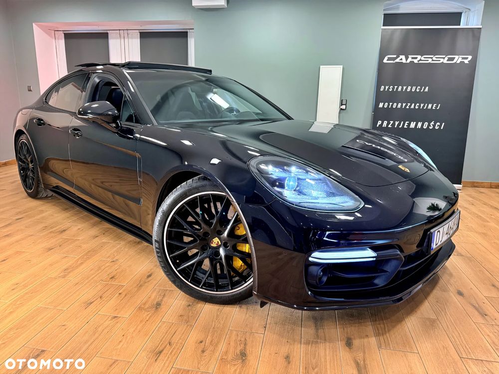 Porsche Panamera Turbo Executive - 36