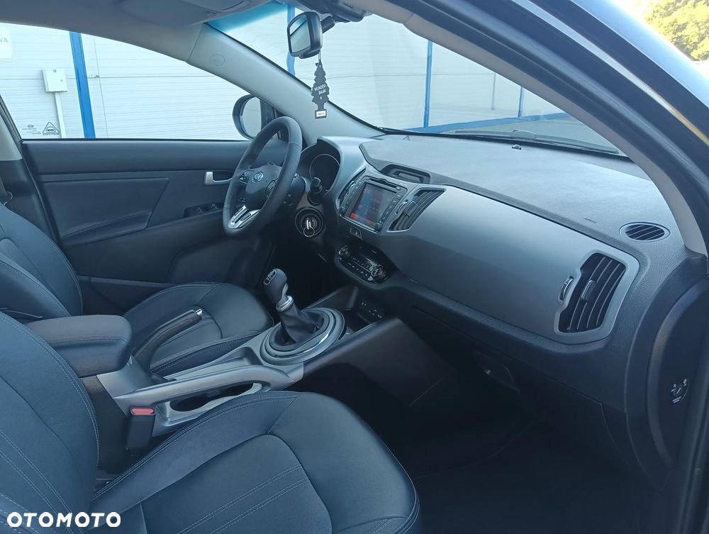 Kia Sportage 1.6 GDI Business Line M 2WD - 26