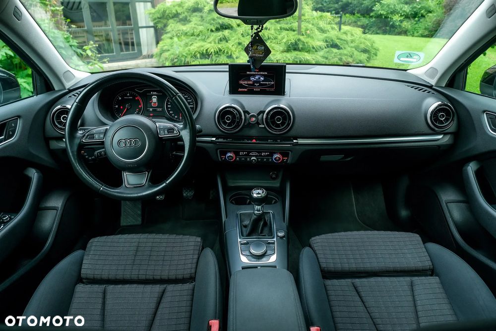 Audi A3 Limousine 2.0 TDI Attraction - 3