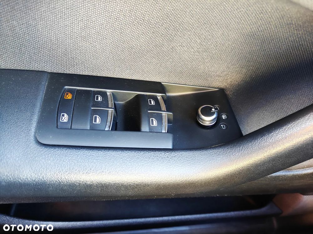 Audi A3 Sportback 2.0 TDI DPF (DSG) S tronic Attraction - 18